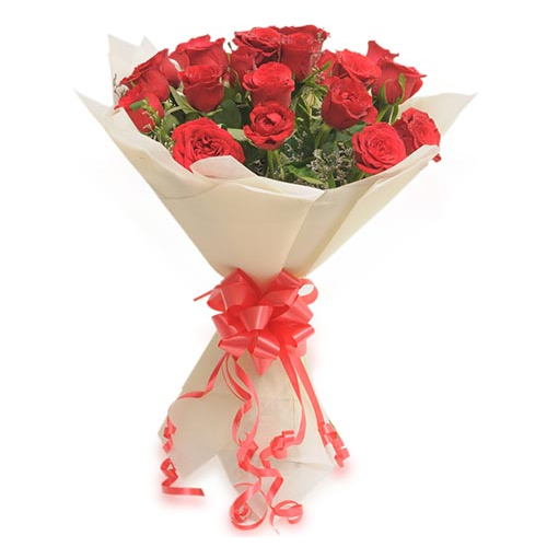 Bunch of 20 Red Roses in Paper Packing delivery in Noida