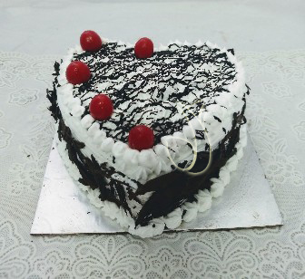 1kg Black Forest Heart-shape Cake
